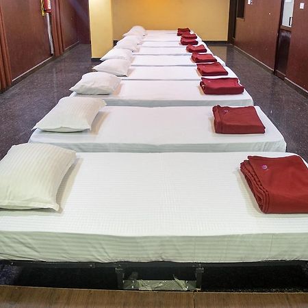 Hotel Lotus Maduráj Kültér fotó