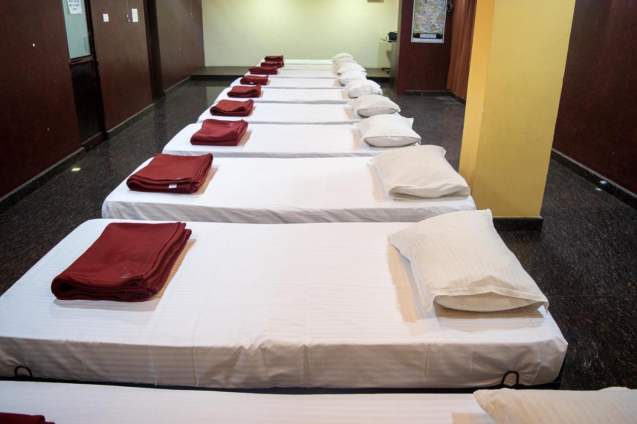 Hotel Lotus Maduráj Kültér fotó