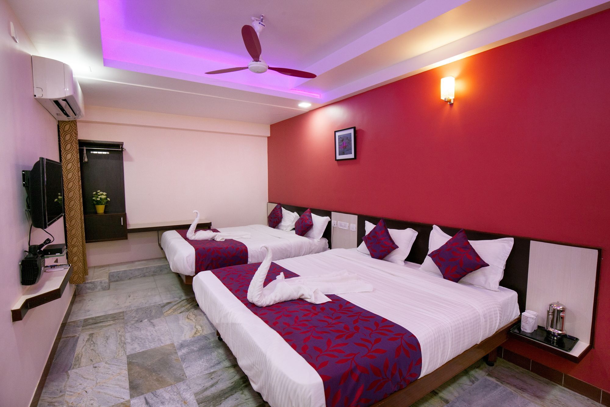 Hotel Lotus Maduráj Kültér fotó