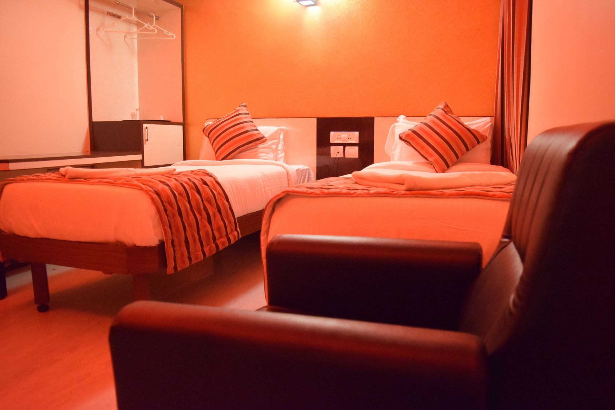 Hotel Lotus Maduráj Kültér fotó